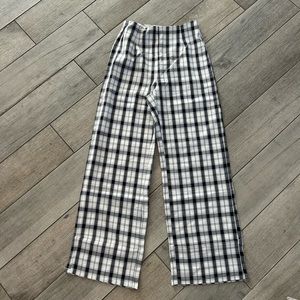 Princess polly plaid pants, size 4